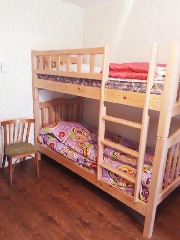 Korsha Guesthouse Roshka エクステリア 写真